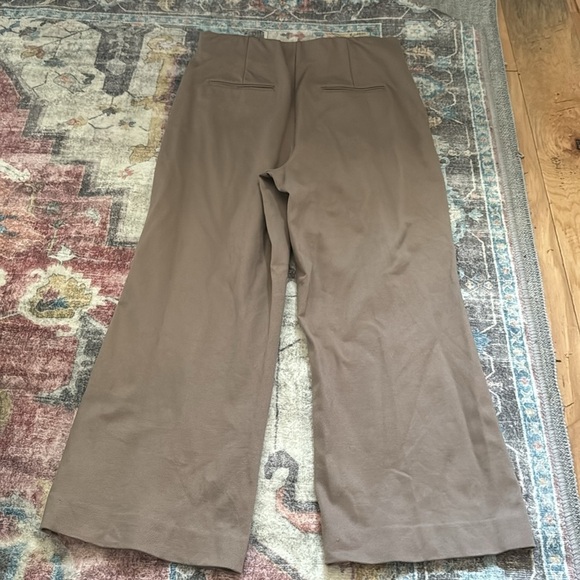 Ann Taylor tan elastic hidden waist band dude zipper straight pointe pants Sz MP - Picture 3 of 5